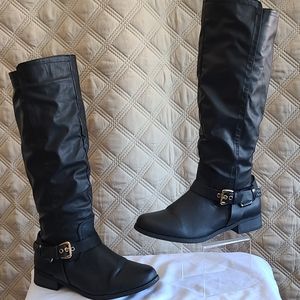 XOXO Women's Mauricia Faux Leather Boots size 10M